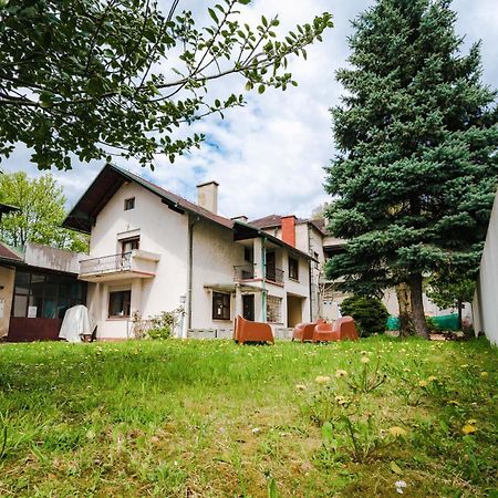 Pi House Villa Любляна Екстериор снимка