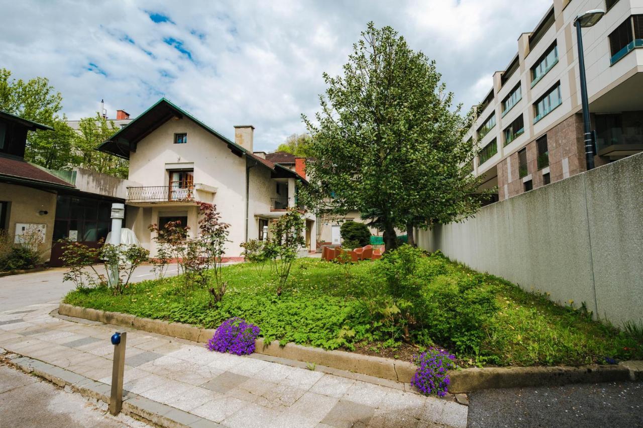 Pi House Villa Любляна Екстериор снимка