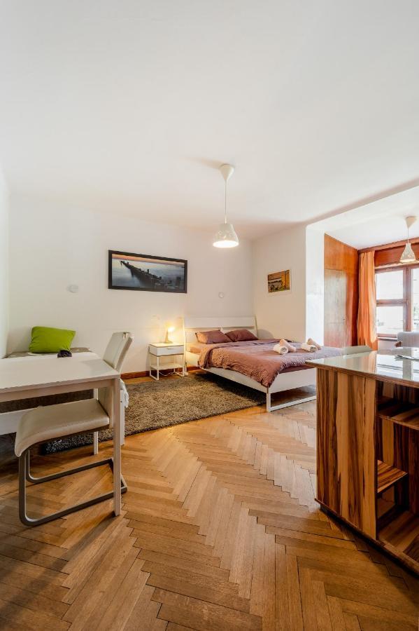 Pi House Villa Любляна Екстериор снимка