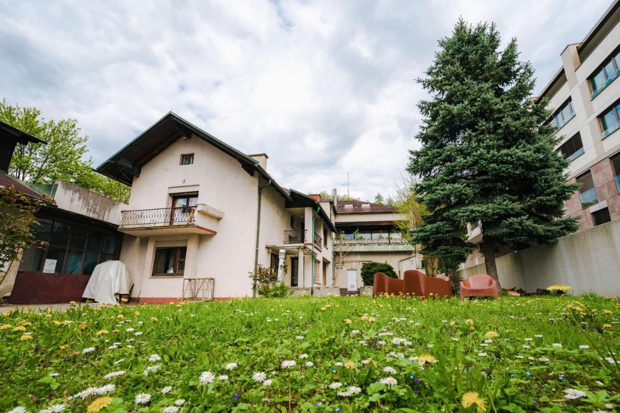 Pi House Villa Любляна Екстериор снимка