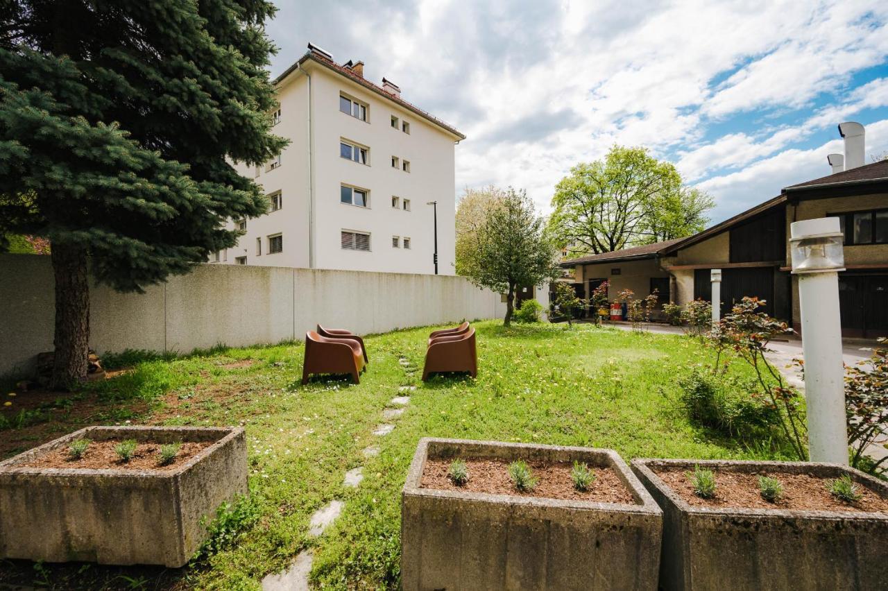 Pi House Villa Любляна Екстериор снимка