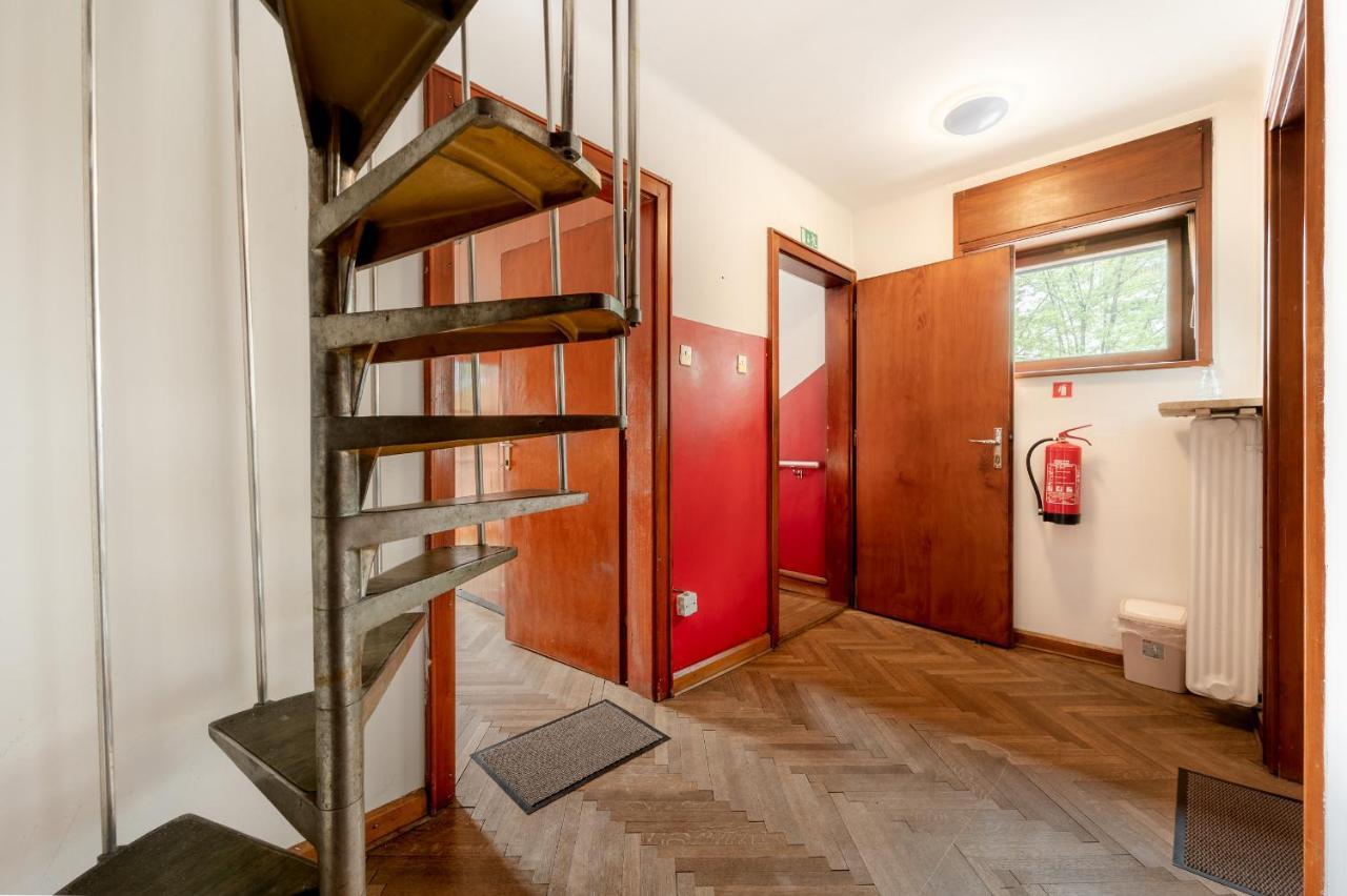 Pi House Villa Любляна Екстериор снимка