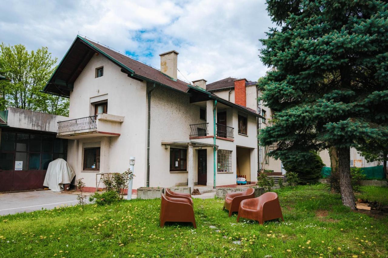 Pi House Villa Любляна Екстериор снимка