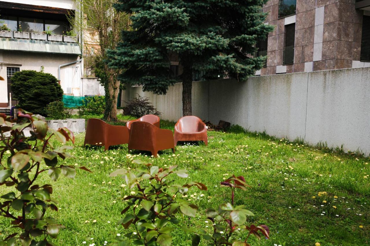 Pi House Villa Любляна Екстериор снимка
